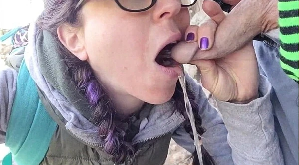 His Delicious Piss In My Mouth By The Lake with Nerdy Faery HD [Pee, Trimmed Pussy] (2023 | Mp4)