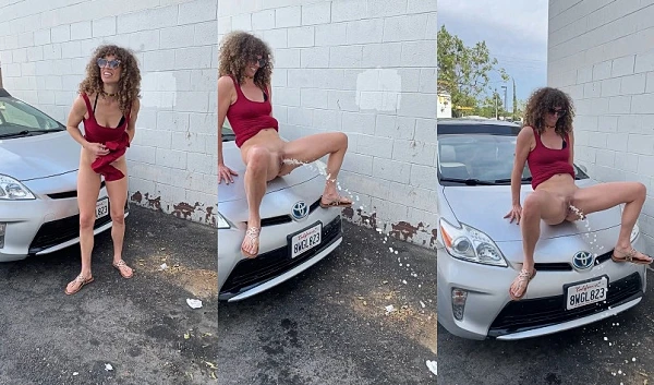 Pee In Parking And In My Mouth with Vibewithmolly HD [Piss Spitting, Domination] (2023 | Mp4)