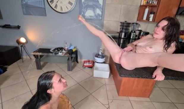 I Gave My Friend A Golden Shower with Petite-Mia HD [Pee Torture, Wet Hair] (2023 | MPEG-4)