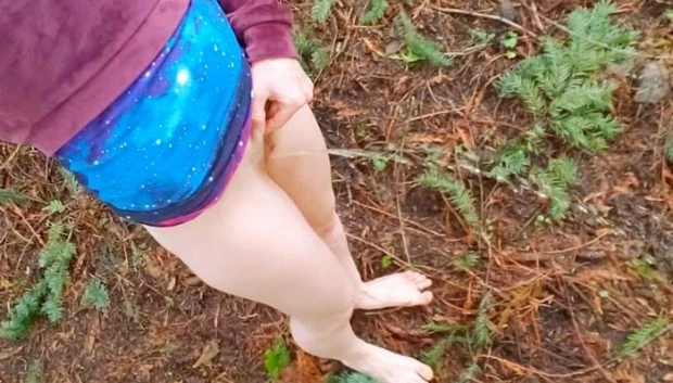 Does An Outdoor Standing Piss While Walking with Nerdy Faery HD [Vomiting, Piss In Ass] (2023 | MPEG-4)
