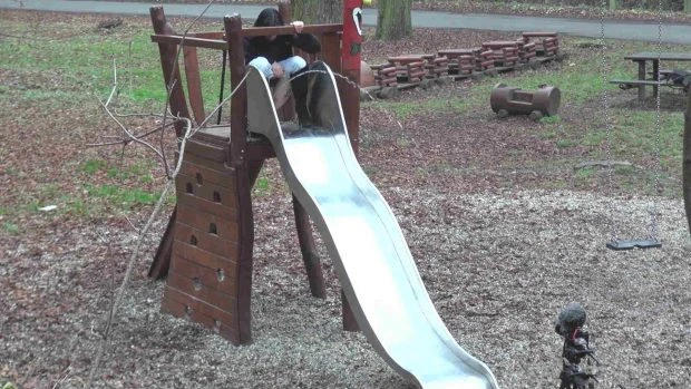 On The Slide Again with Annie Peeing FullHD [Degustation Pissing, Extreme Pee] (2023 | MPEG-4)