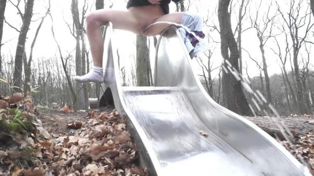 Peeing On A Slide with Annie FullHD [Party Sex, Hairy] (2023 | MPEG-4)