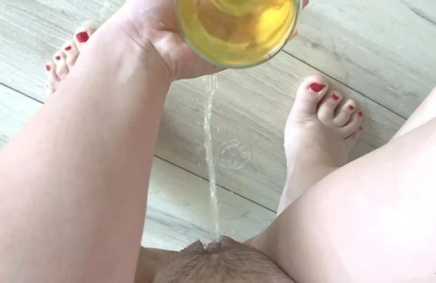 Just for a taste with Small Molly FullHD [Selfpee, Gaping Pussy] (2023 | MPEG-4)