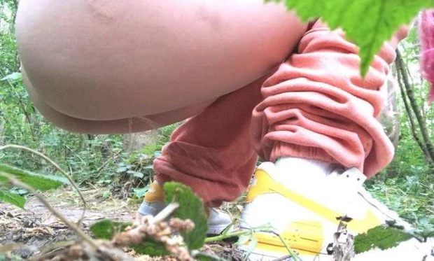 Piss in Woods Onlyfans Episode with Alessa Savage FullHD [Stretching, Outdoors] (2023 | MPEG-4)