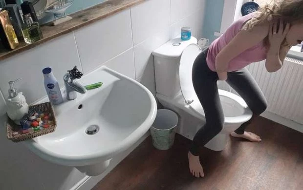 Too late to take off her leggins with Toilet Turmoil UltraHD/2K [All Sex, Cumshots] (2023 | MPEG-4)