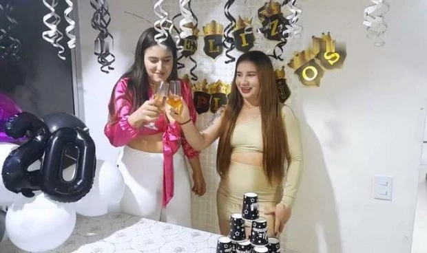 We toast with pee with Monita-Caliente FullHD [Fullyclothed Sex, Watersport] (2024 | MPEG-4)